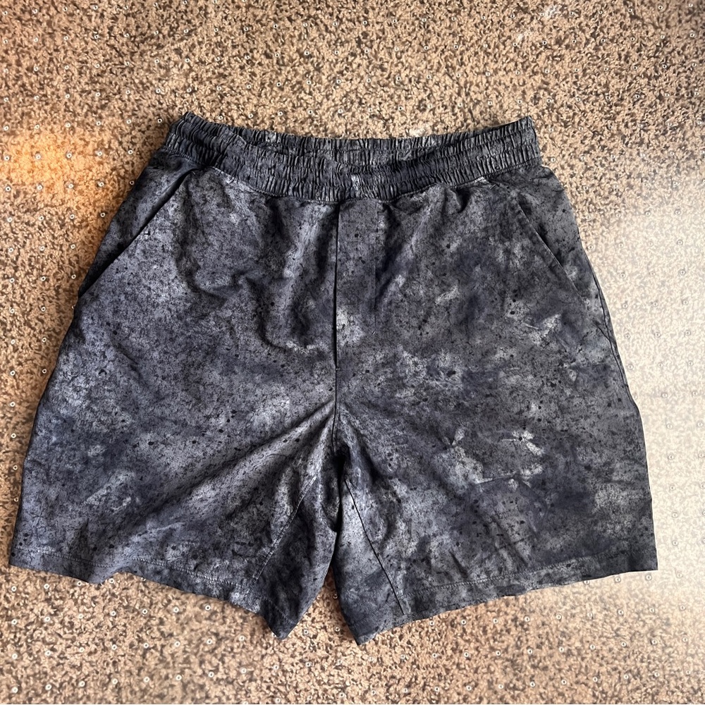lululemon athletica 7” liner Black Gray Athletic Shorts